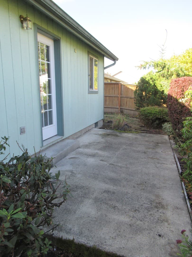 Independence House: 126 Independence Way
