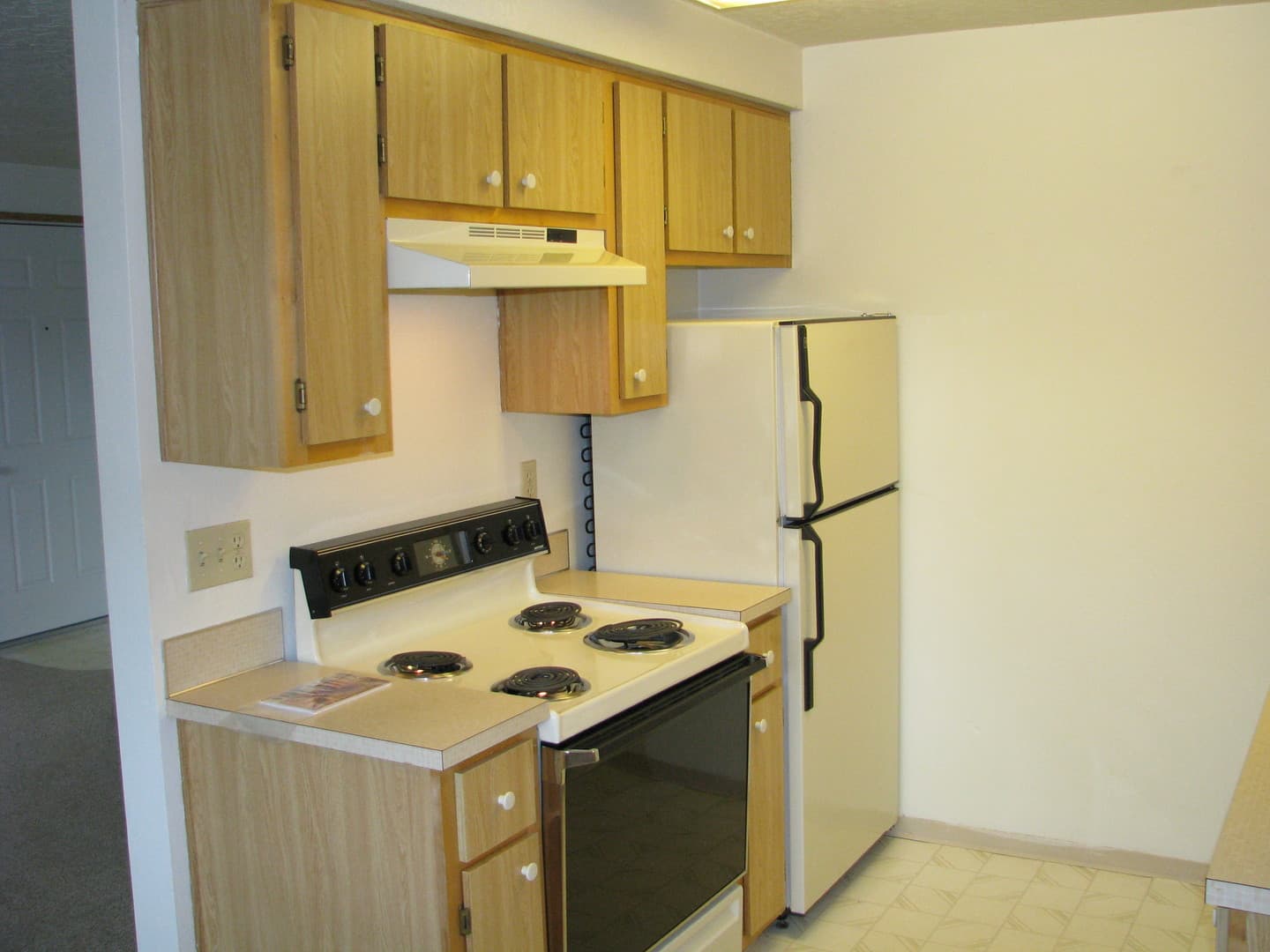 Keizer Apartment: 4265 Tiffany Place NE