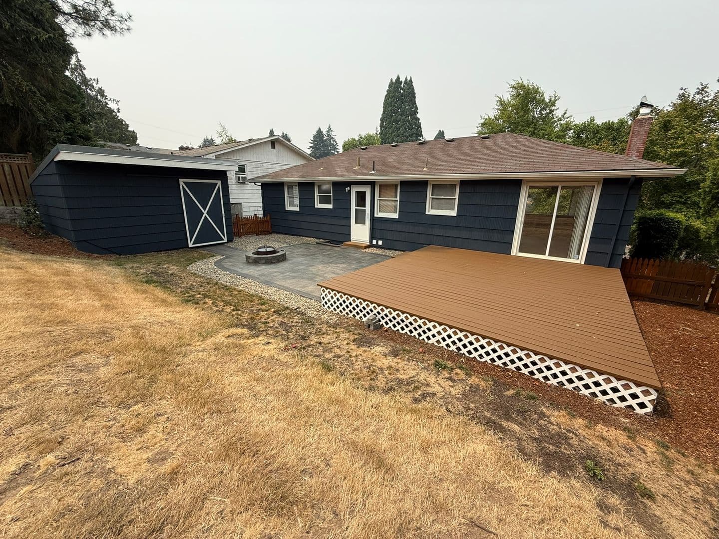 Salem House: 2530 Summer St SE