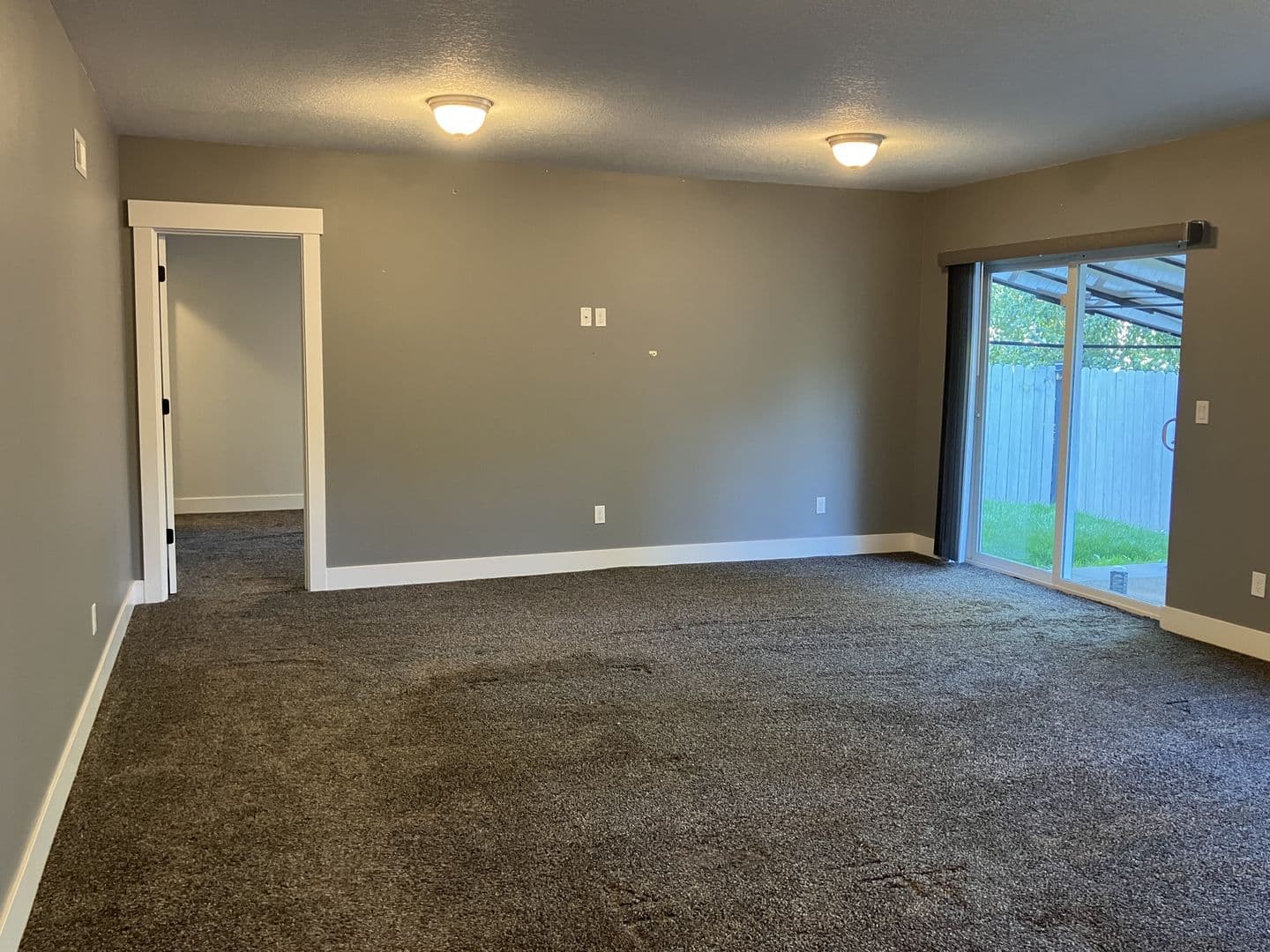 Salem House: 5724 Mt Vernon St SE