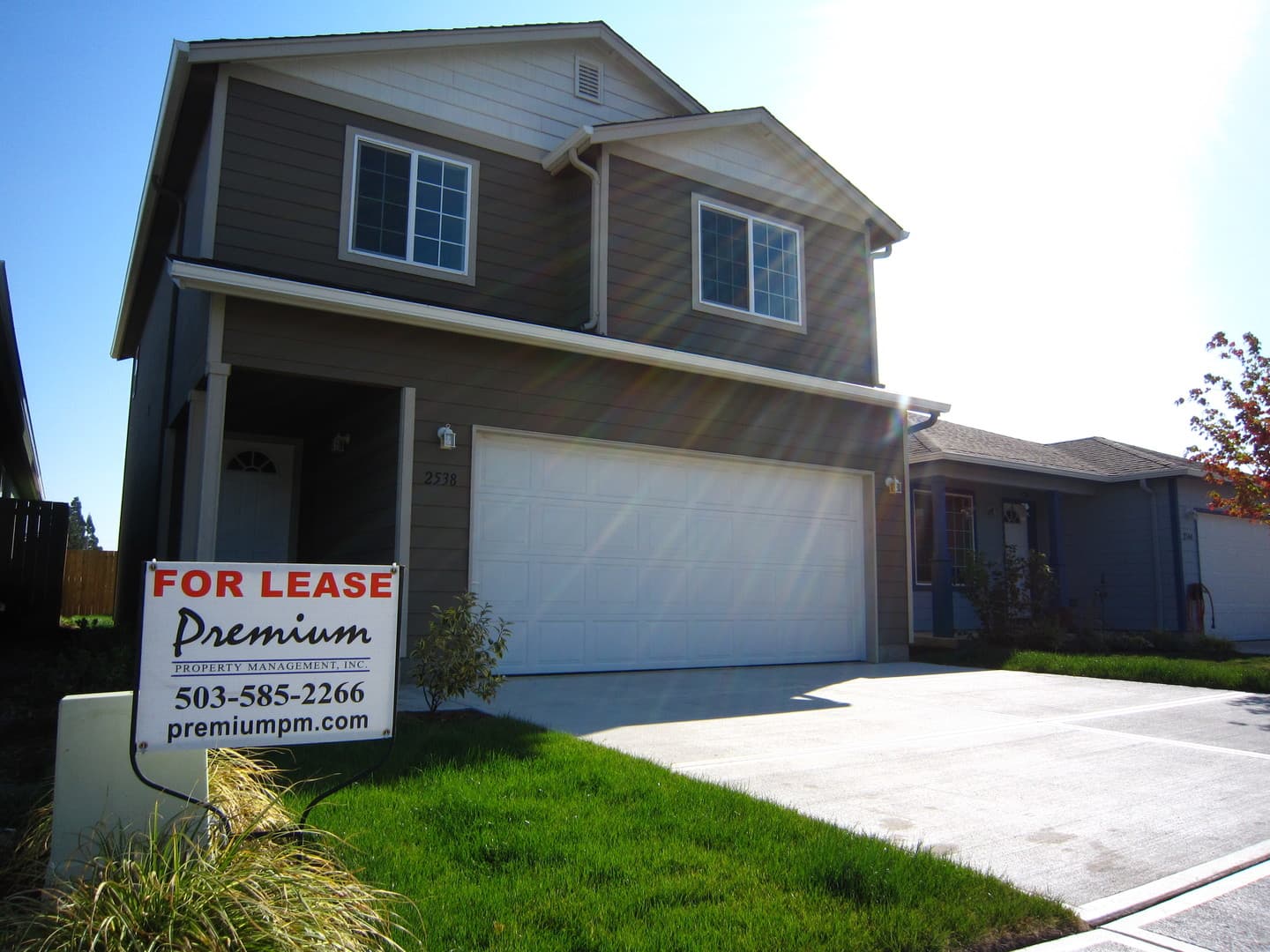 Salem House: 2538 Char Circle NW
