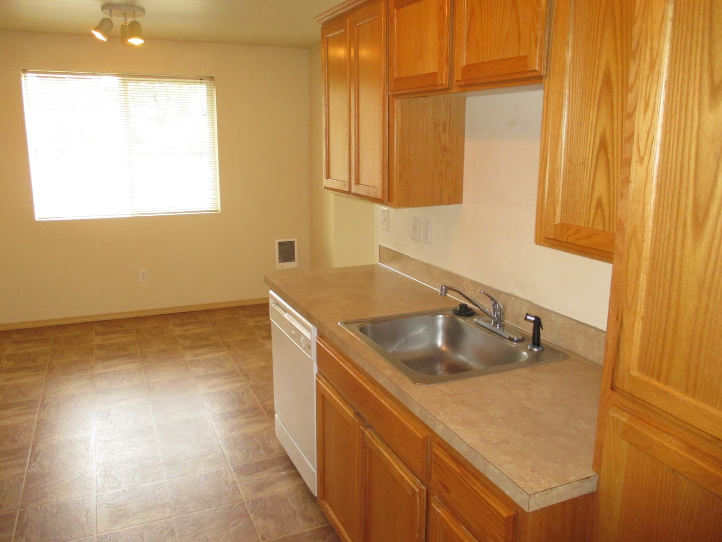 Salem Apartment: 247 Madrona Ave SE - 120