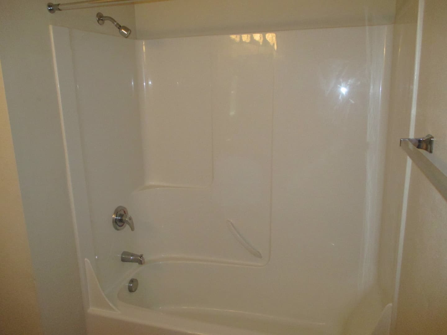 Salem Apartment: 247 Madrona Ave SE - 120