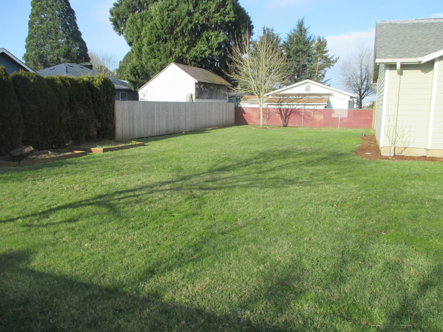 Salem House: 4273 Blazing Star Ct NE