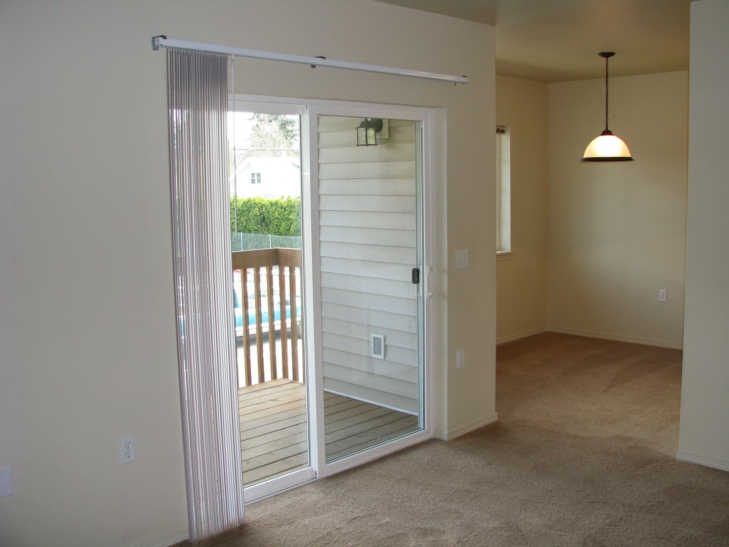 Keizer Apartment: 4995 Delight St N #202