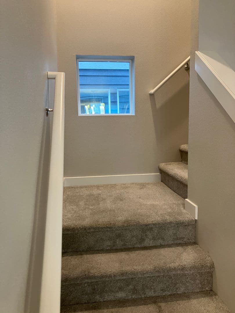 Salem House: 3731 Village Center Dr