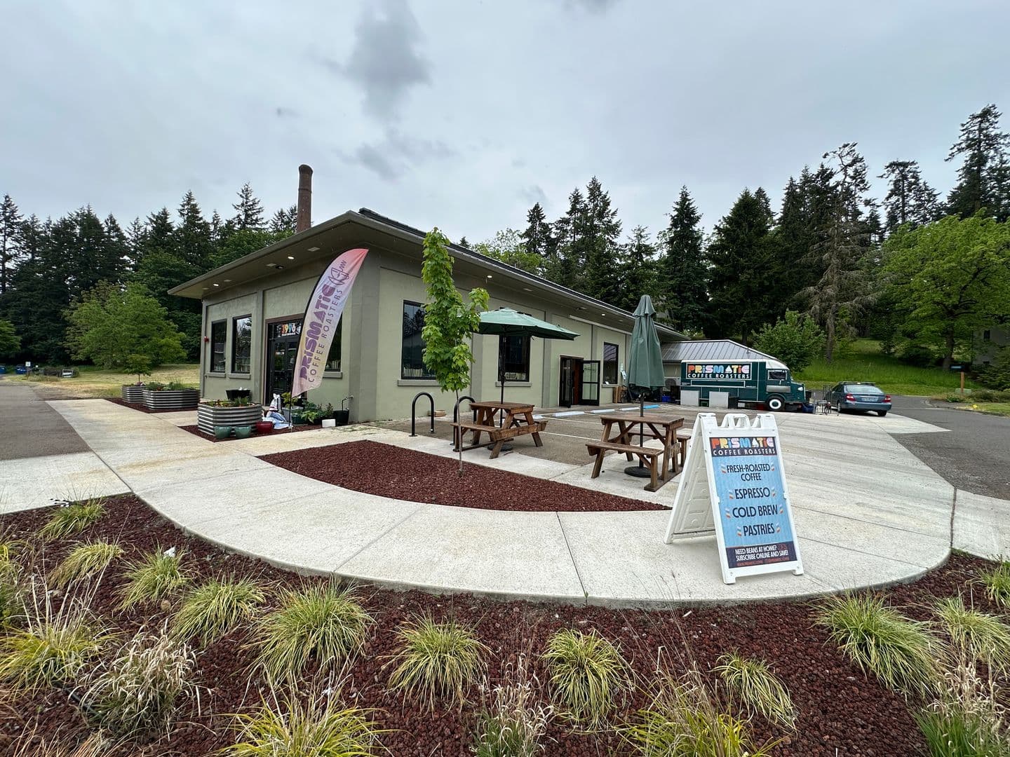 Salem House: 3731 Village Center Dr
