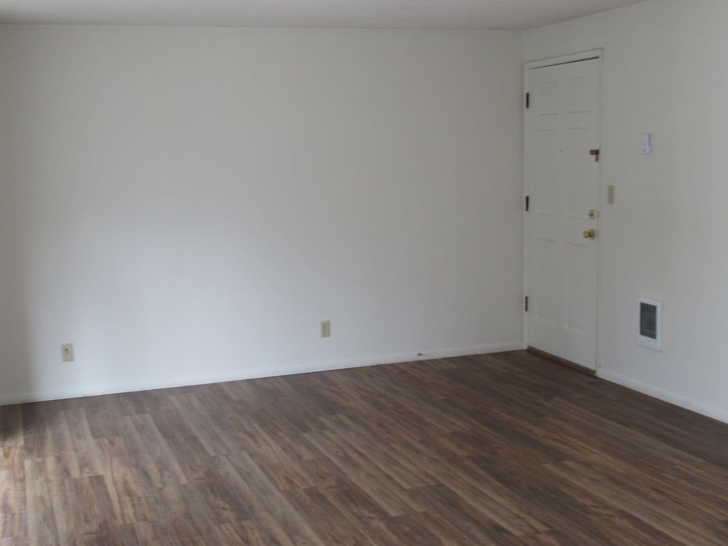 Salem Apartment: 1115 Waller St SE