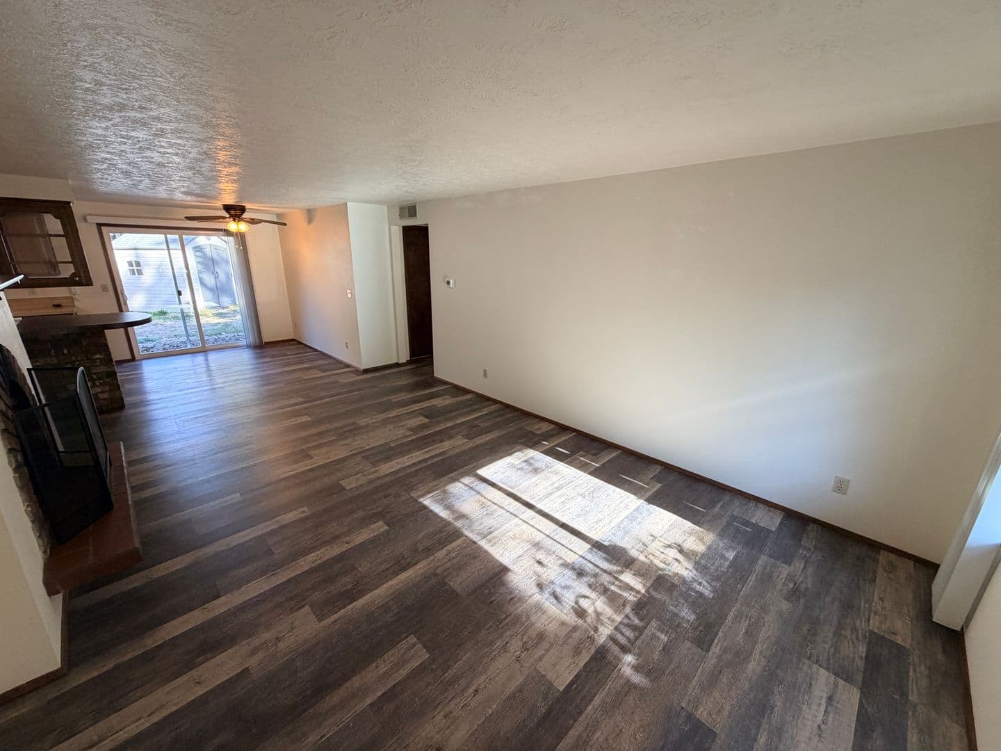 Salem Apartment: 1519-1525 6th St NW
