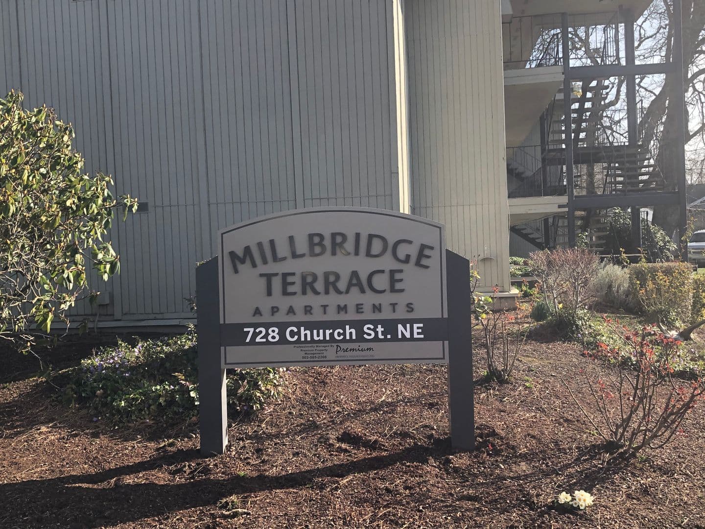 Salem Apartment: 728 Church Street NE #36