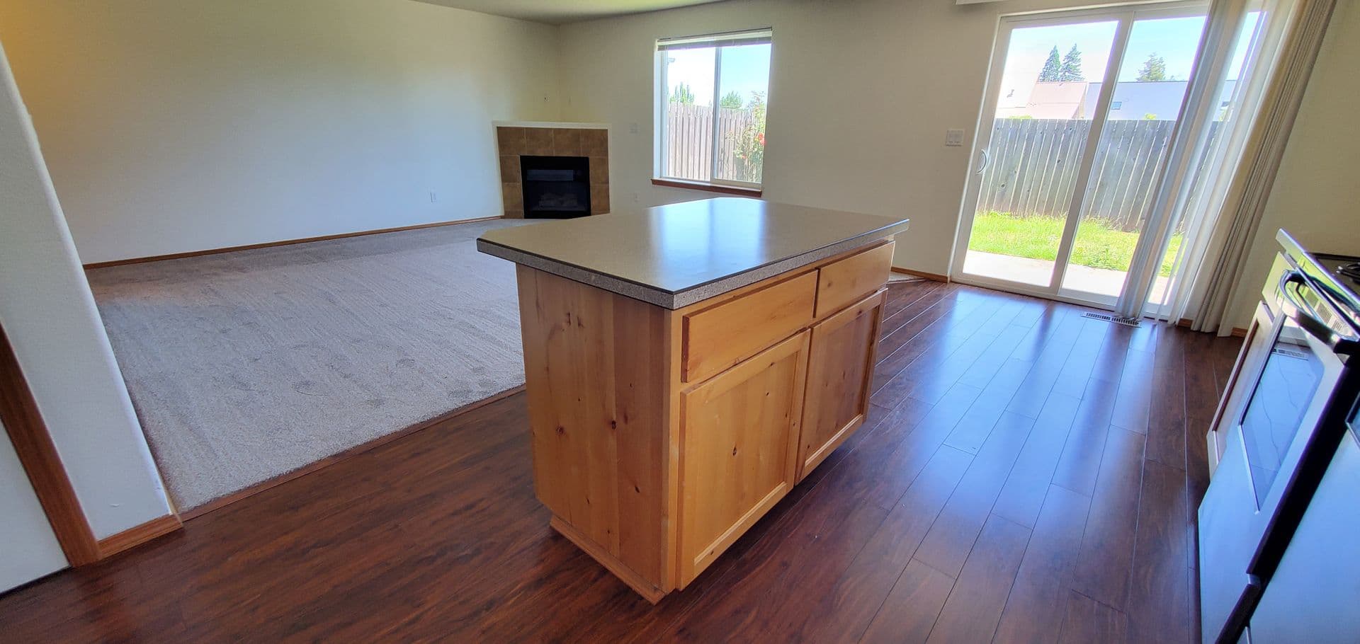 Salem House: 2538 Char Circle NW