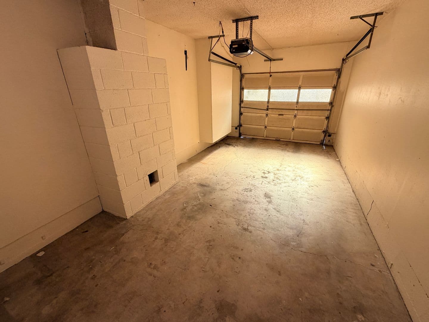 Salem Apartment: 1519-1525 6th St NW