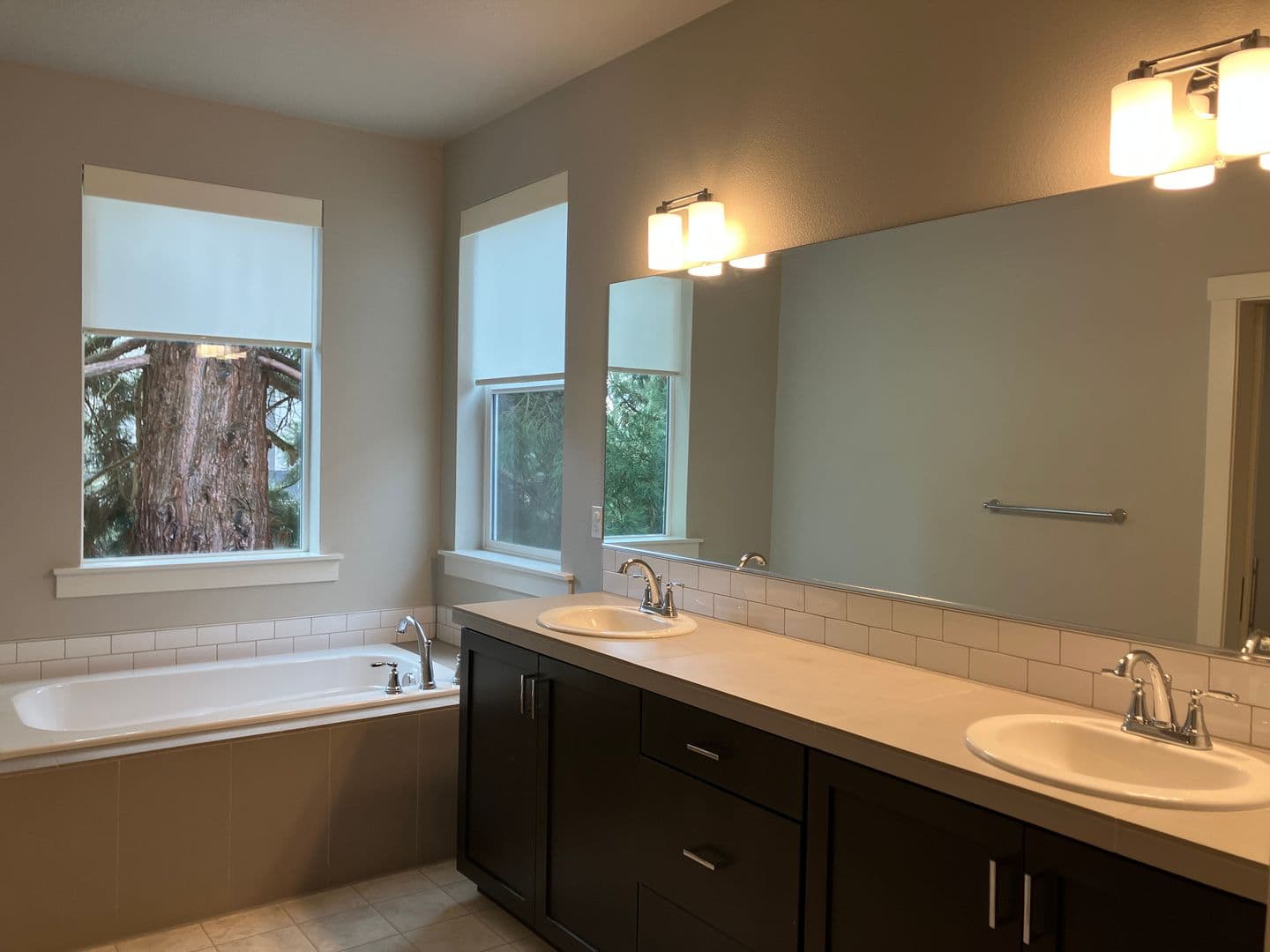 Salem House: 3731 Village Center Dr