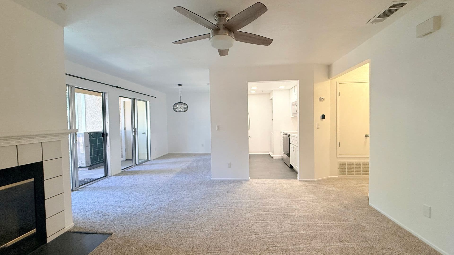Walnut Creek House: 2597 Oak Road #B
