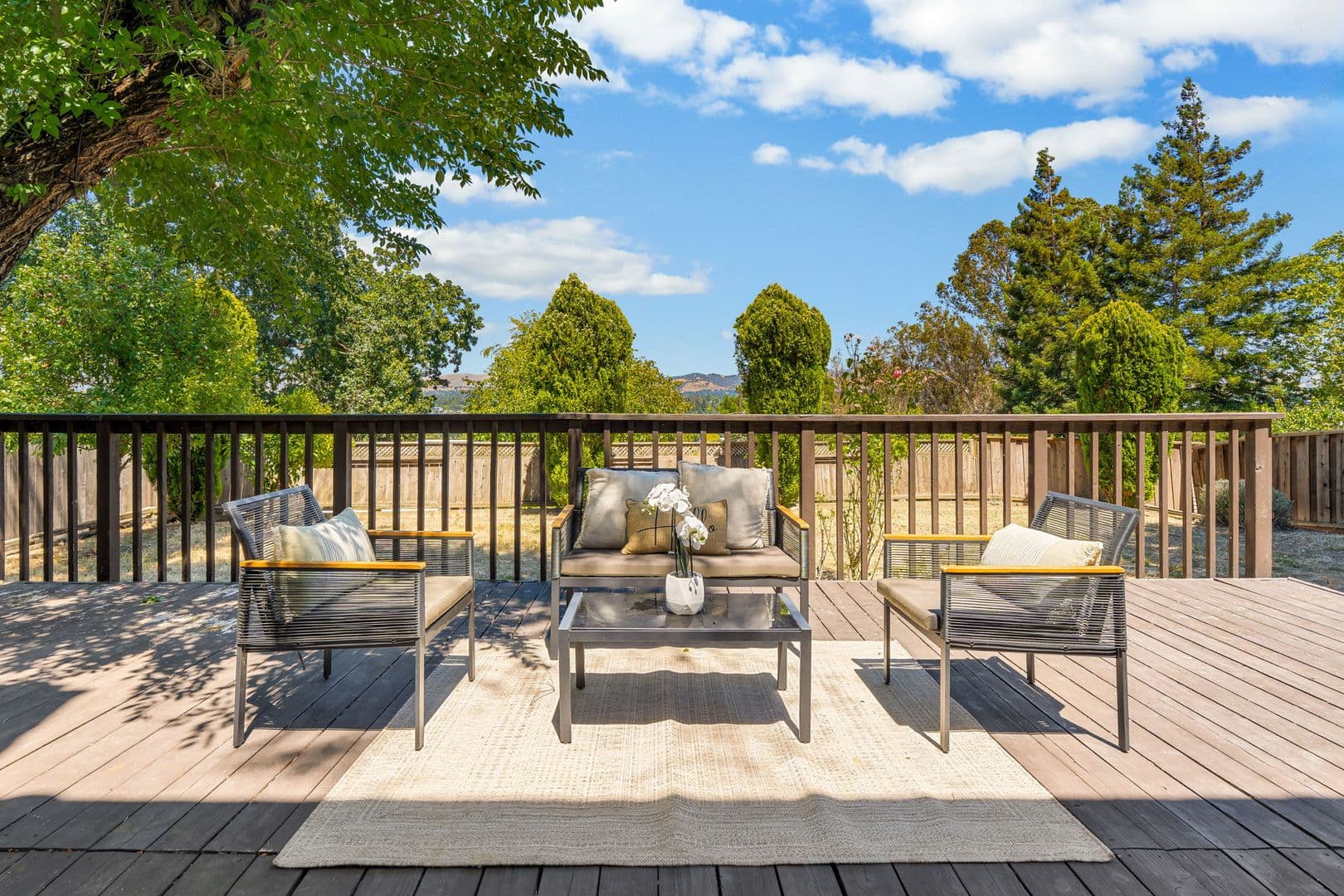 Walnut Creek House: 2542 Mockingbird Hill Road