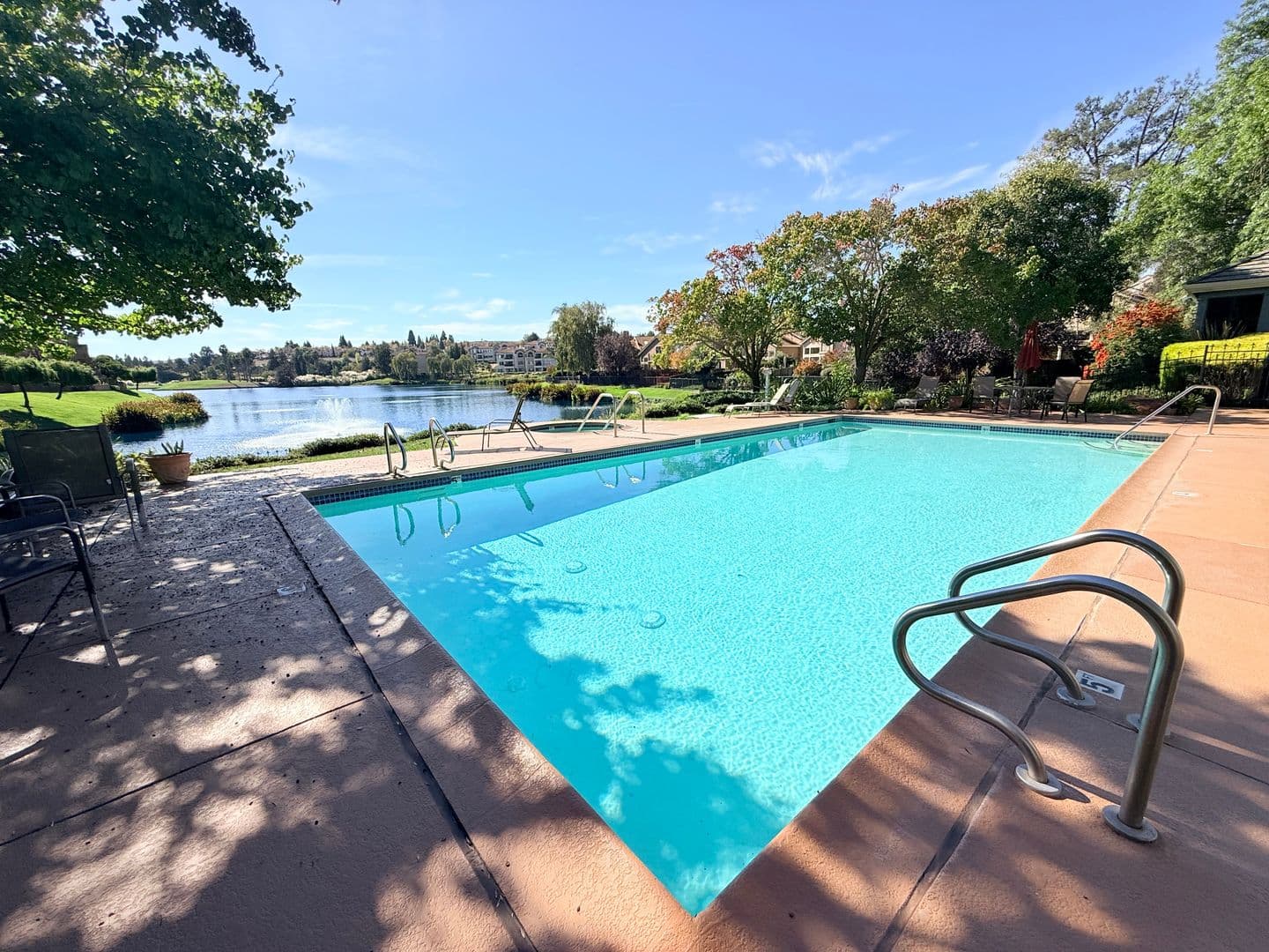San Ramon Townhome: 4053 W. Lakeshore Drive