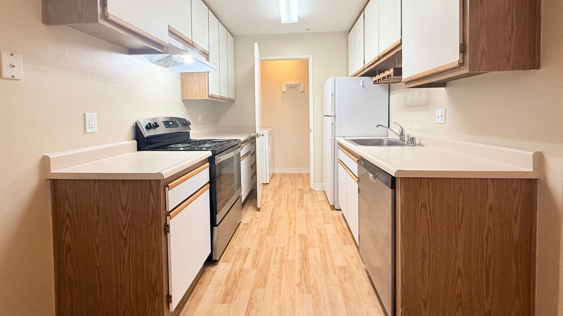San Ramon Condo: 715 Watson Canyon Court, #206