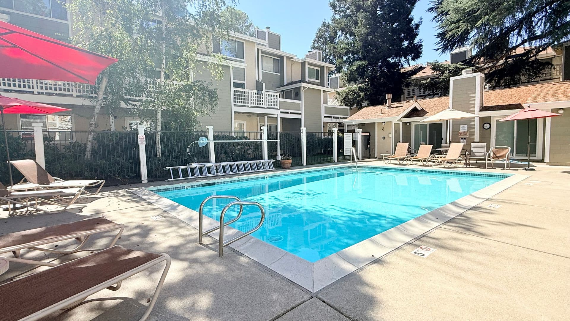 Walnut Creek House: 2597 Oak Road #B