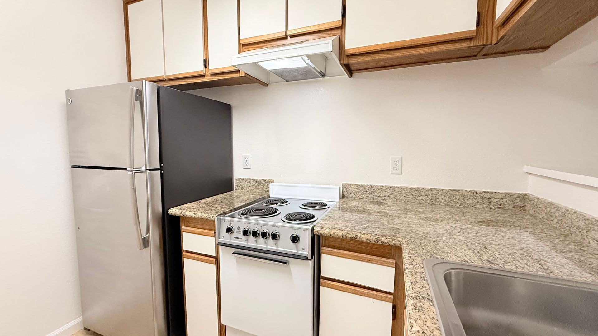 San Ramon Condo: 705 Watson Canyon Court #100