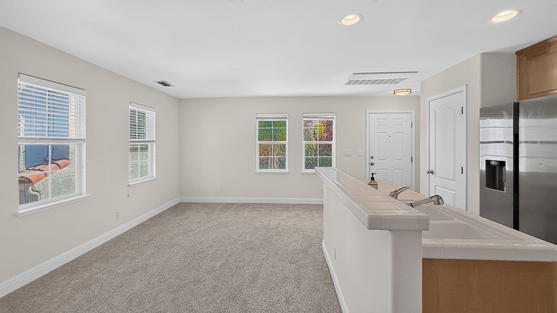San Ramon House: 830 Pradera Way