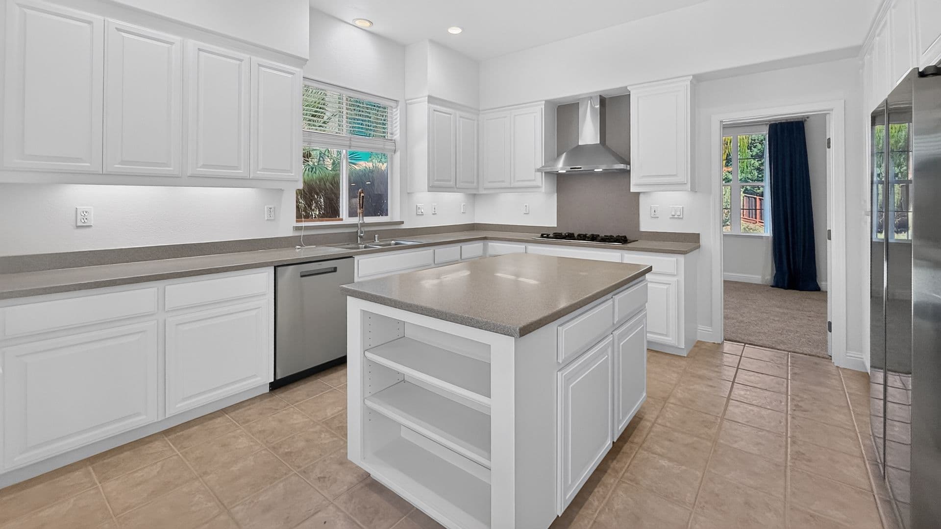 San Ramon House: 830 Pradera Way