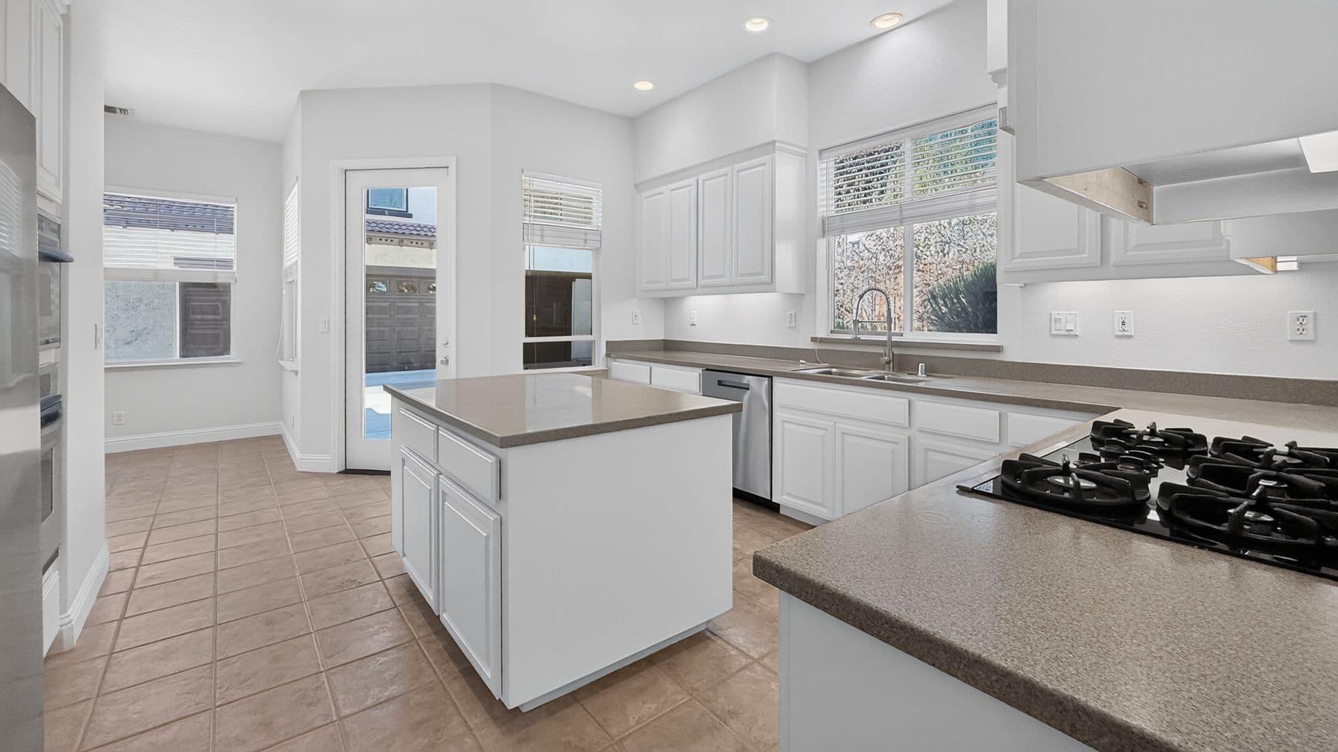 San Ramon House: 830 Pradera Way