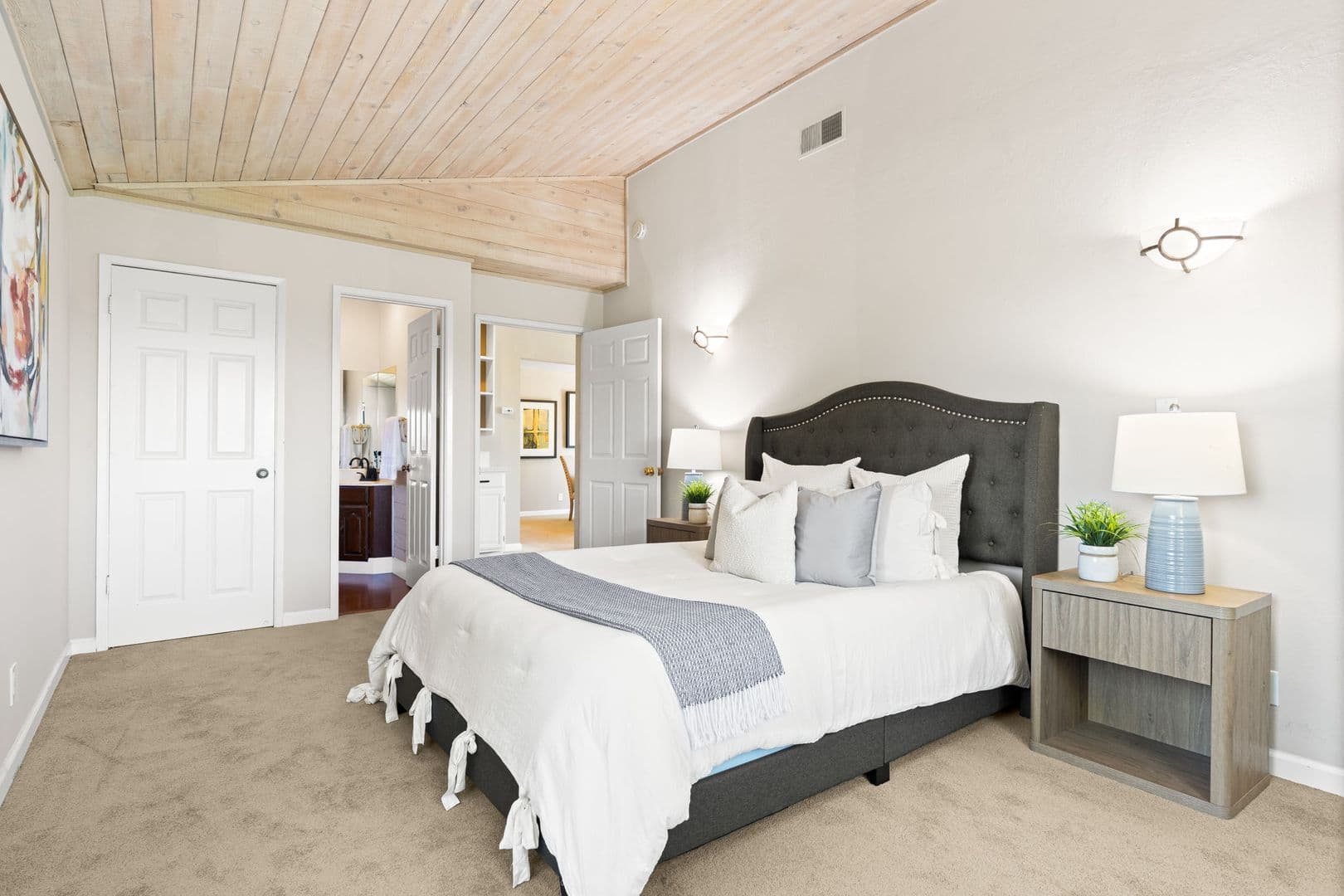 Walnut Creek House: 2542 Mockingbird Hill Road