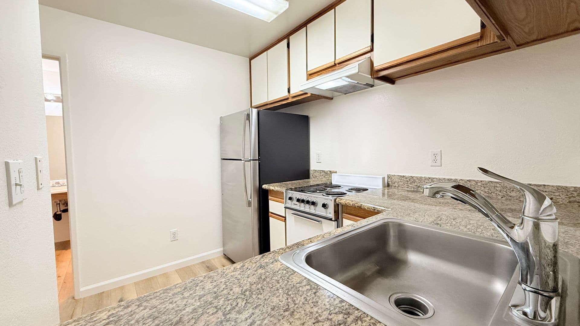 San Ramon Condo: 705 Watson Canyon Court #100