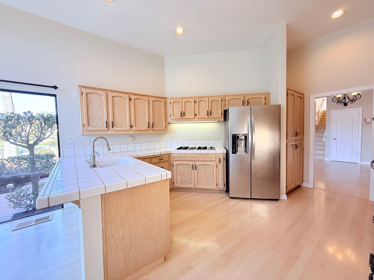 San Ramon Townhome: 4053 W. Lakeshore Drive