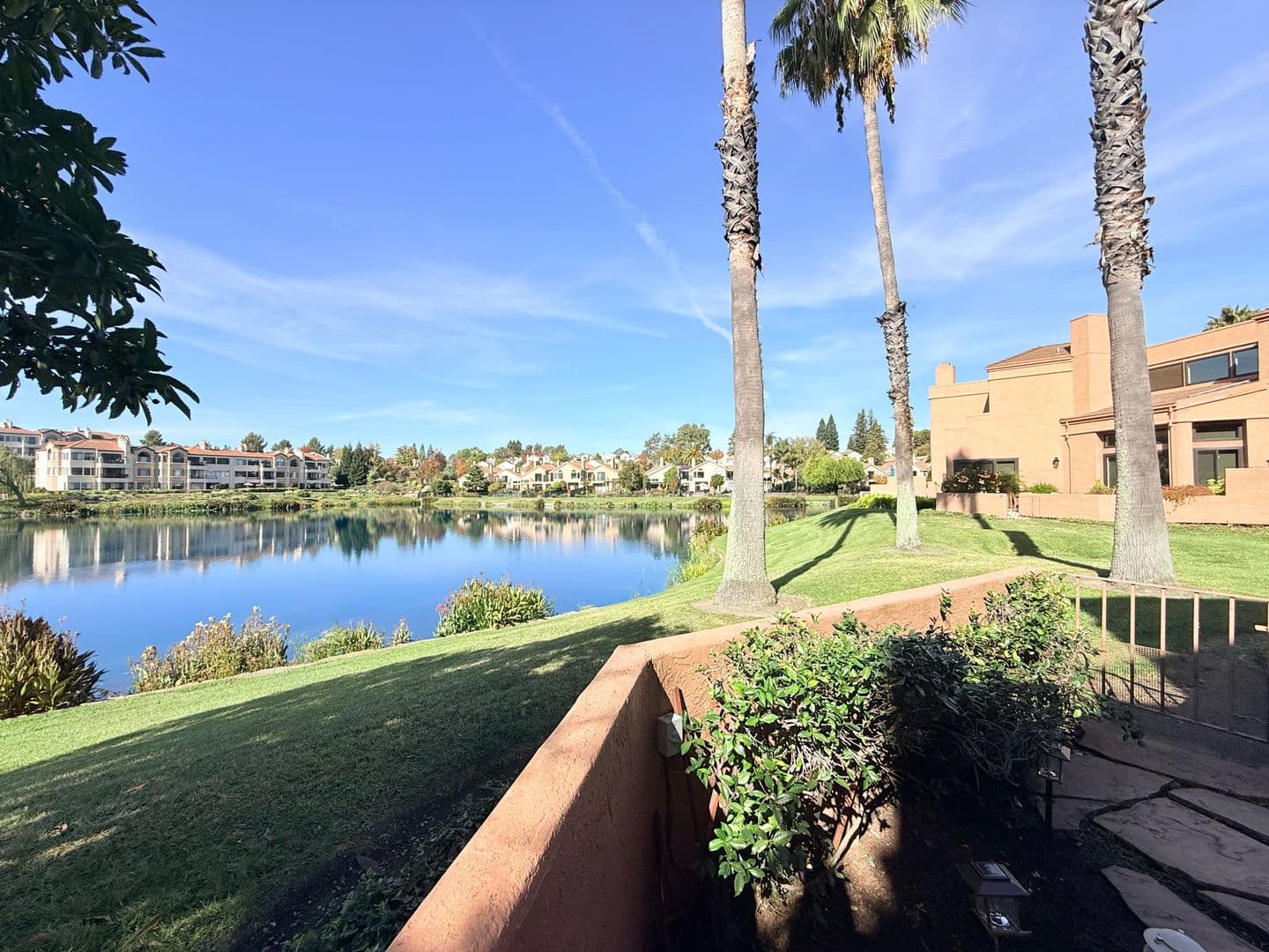 San Ramon Townhome: 4053 W. Lakeshore Drive