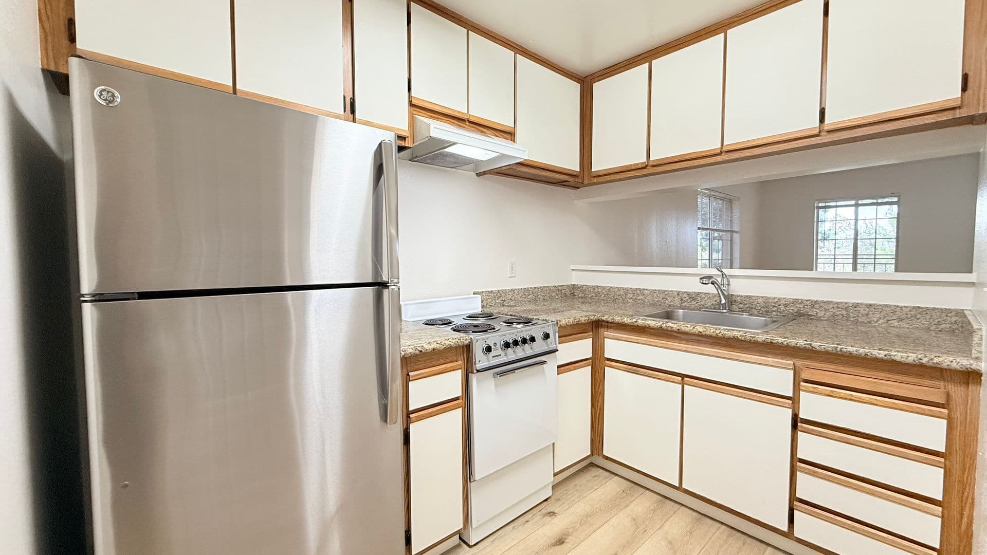 San Ramon Condo: 705 Watson Canyon Court #100