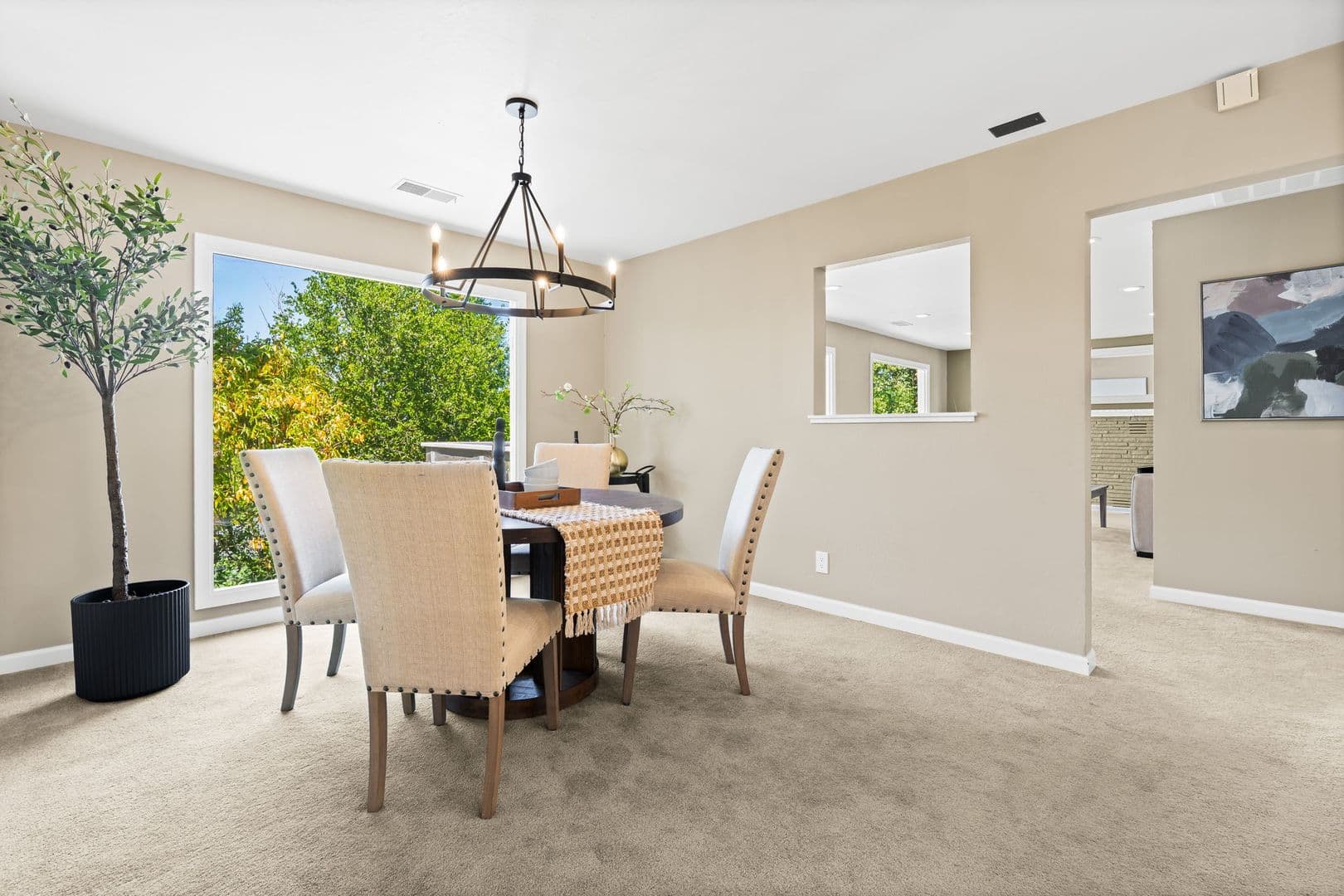 Walnut Creek House: 2542 Mockingbird Hill Road