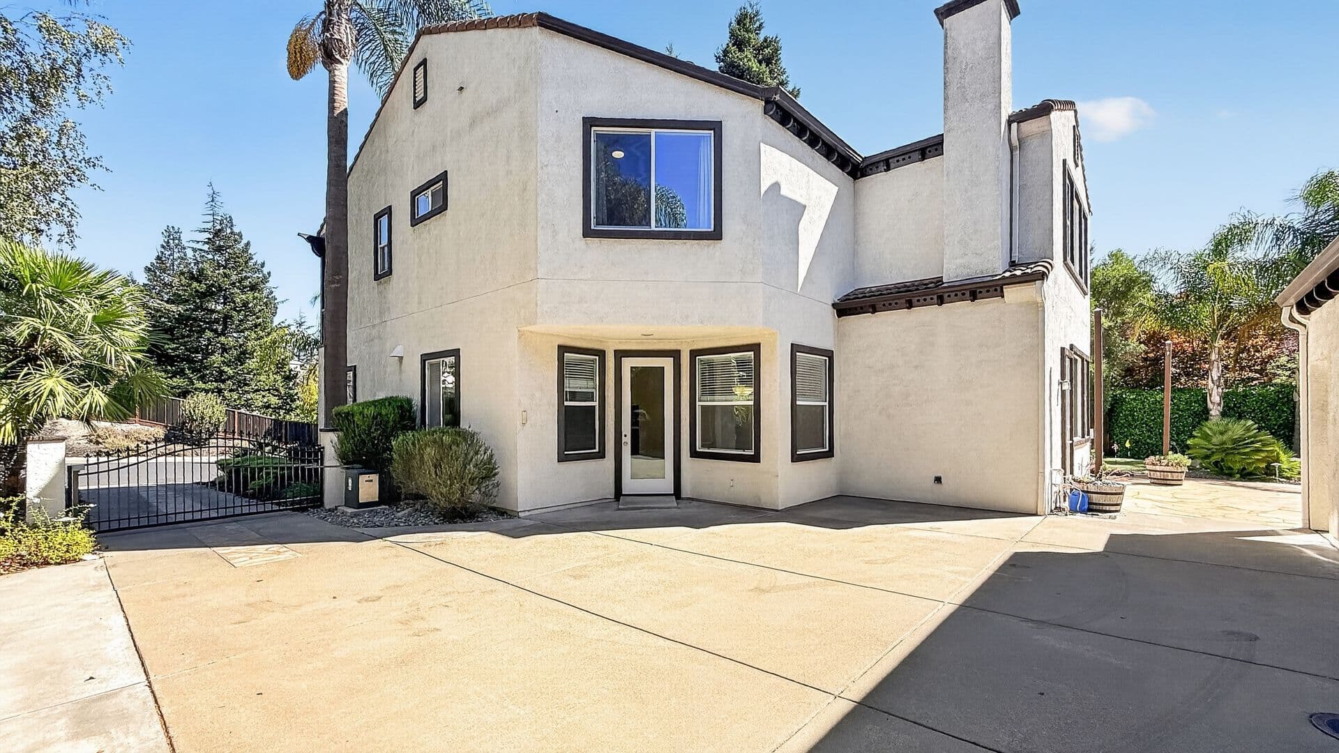 San Ramon House: 830 Pradera Way