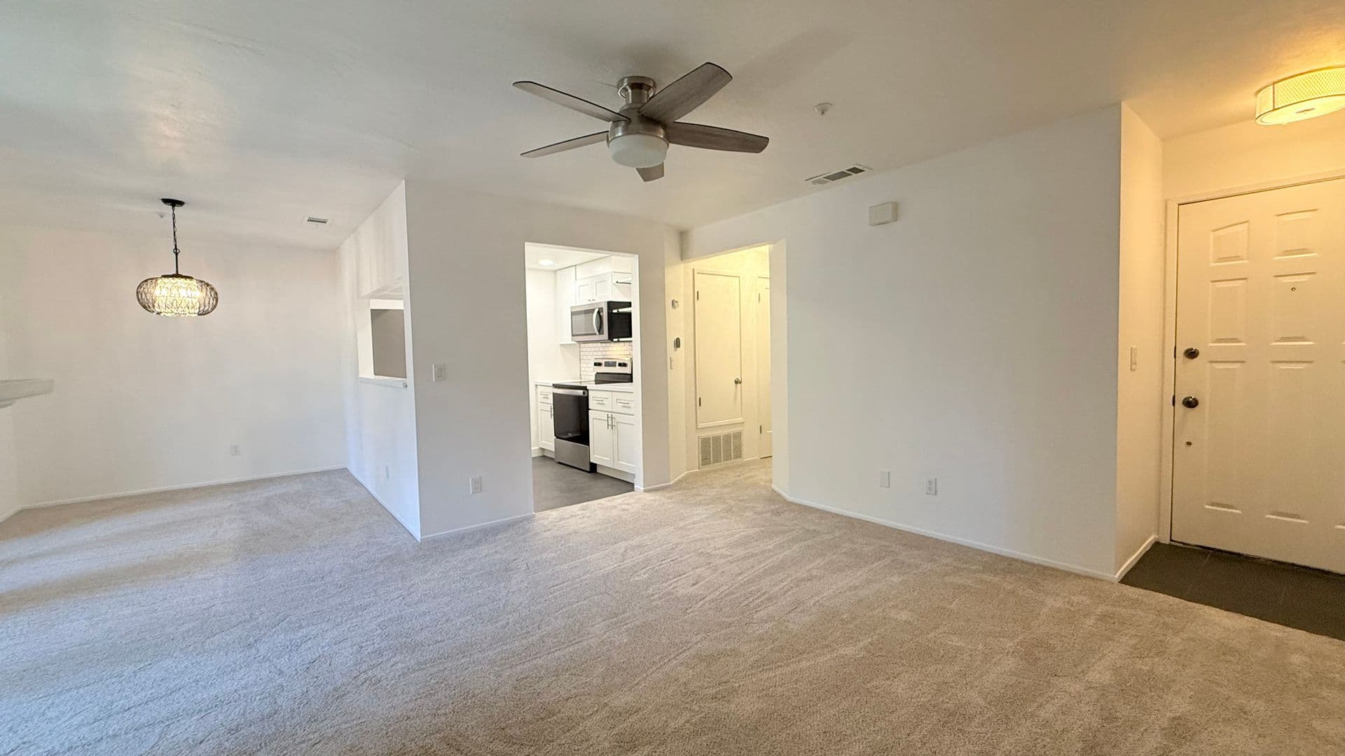 Walnut Creek House: 2597 Oak Road #B