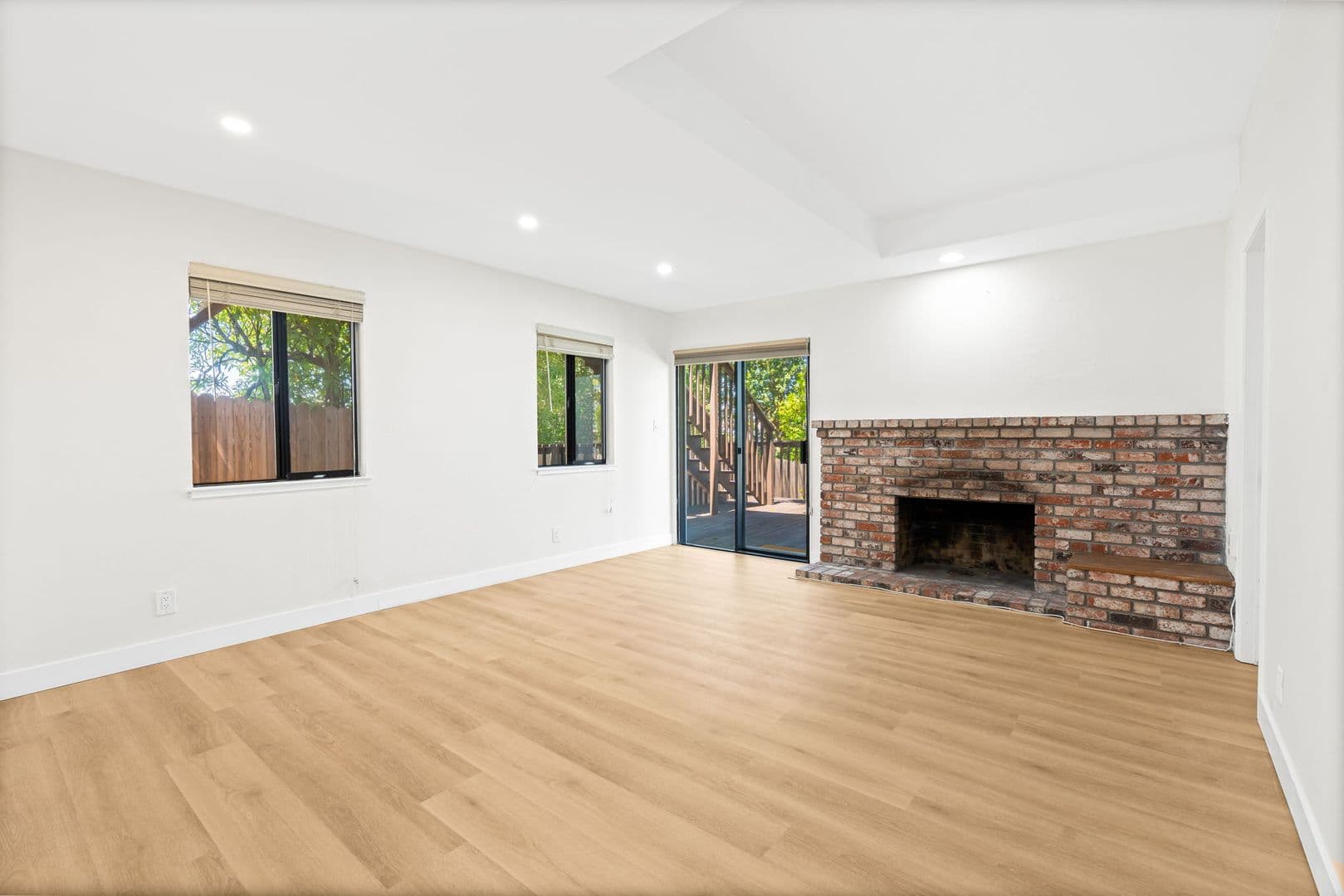 Walnut Creek House: 2542 Mockingbird Hill Road