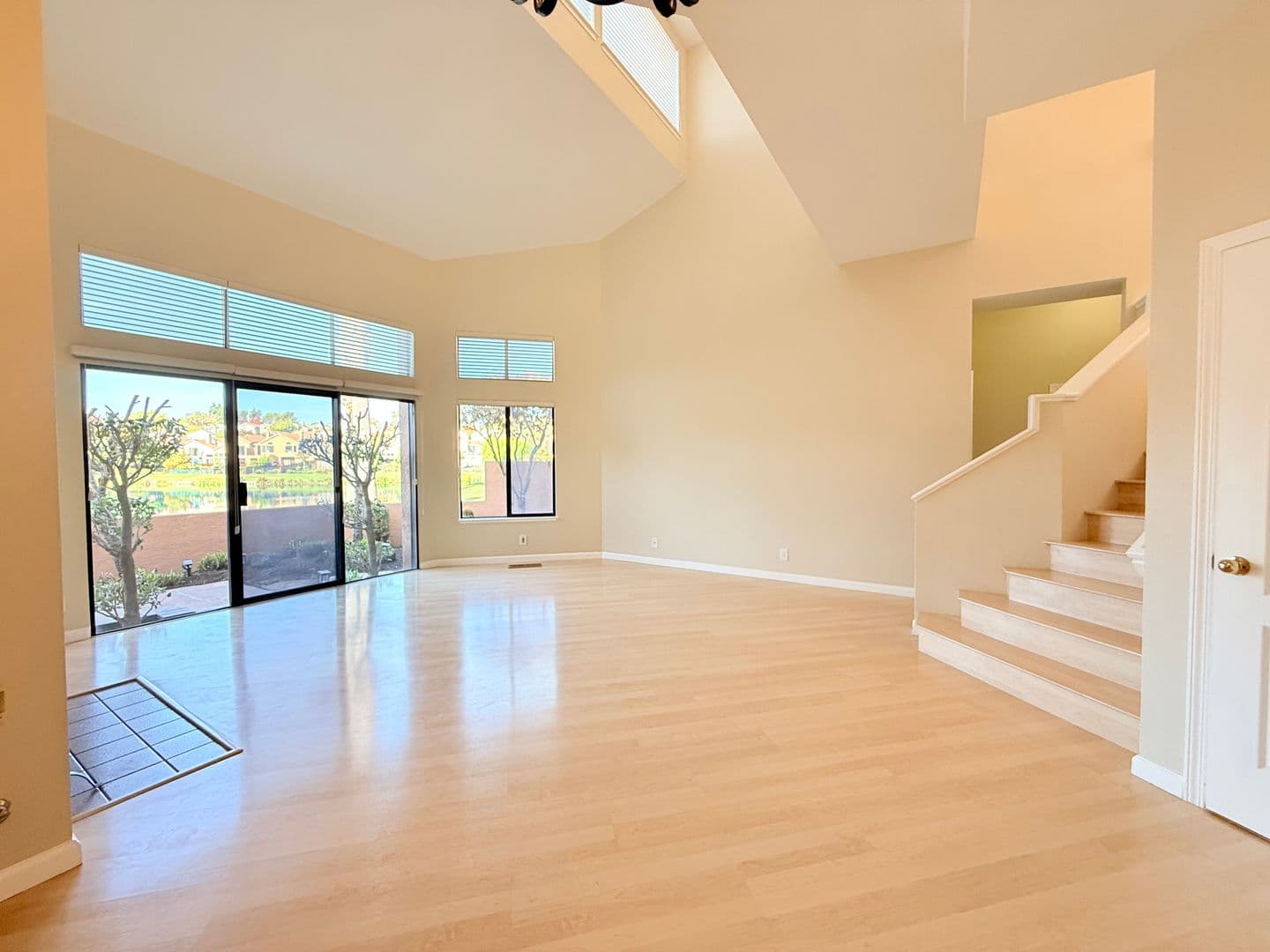 San Ramon Townhome: 4053 W. Lakeshore Drive
