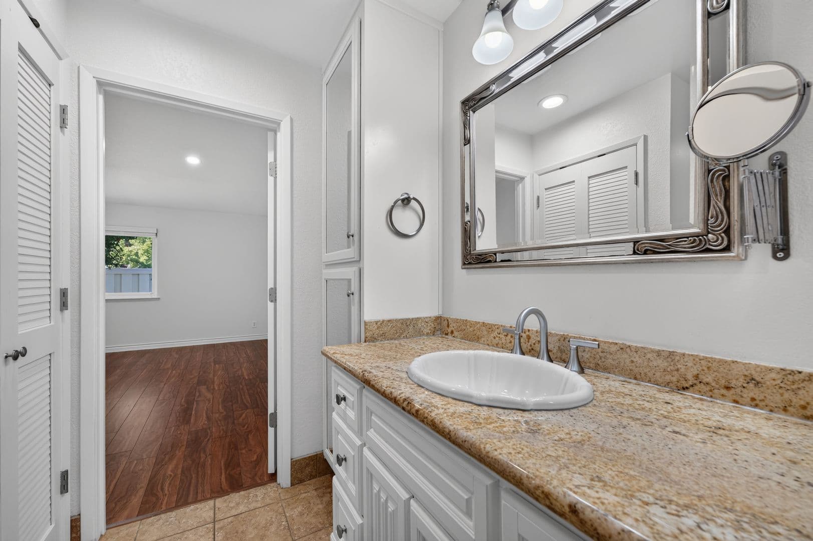 Walnut Creek Townhome: 1978 La Corso Court