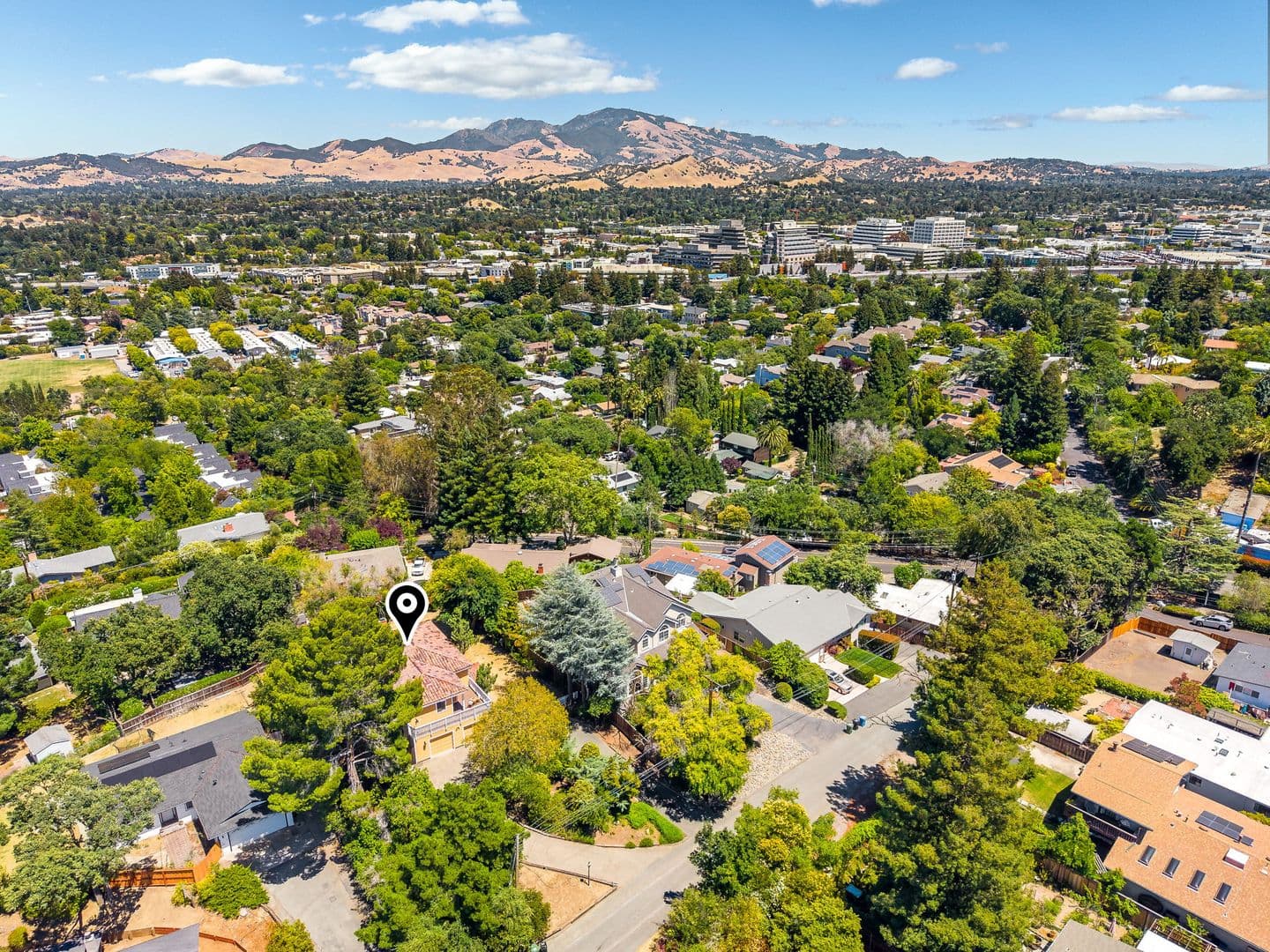 Walnut Creek House: 2542 Mockingbird Hill Road