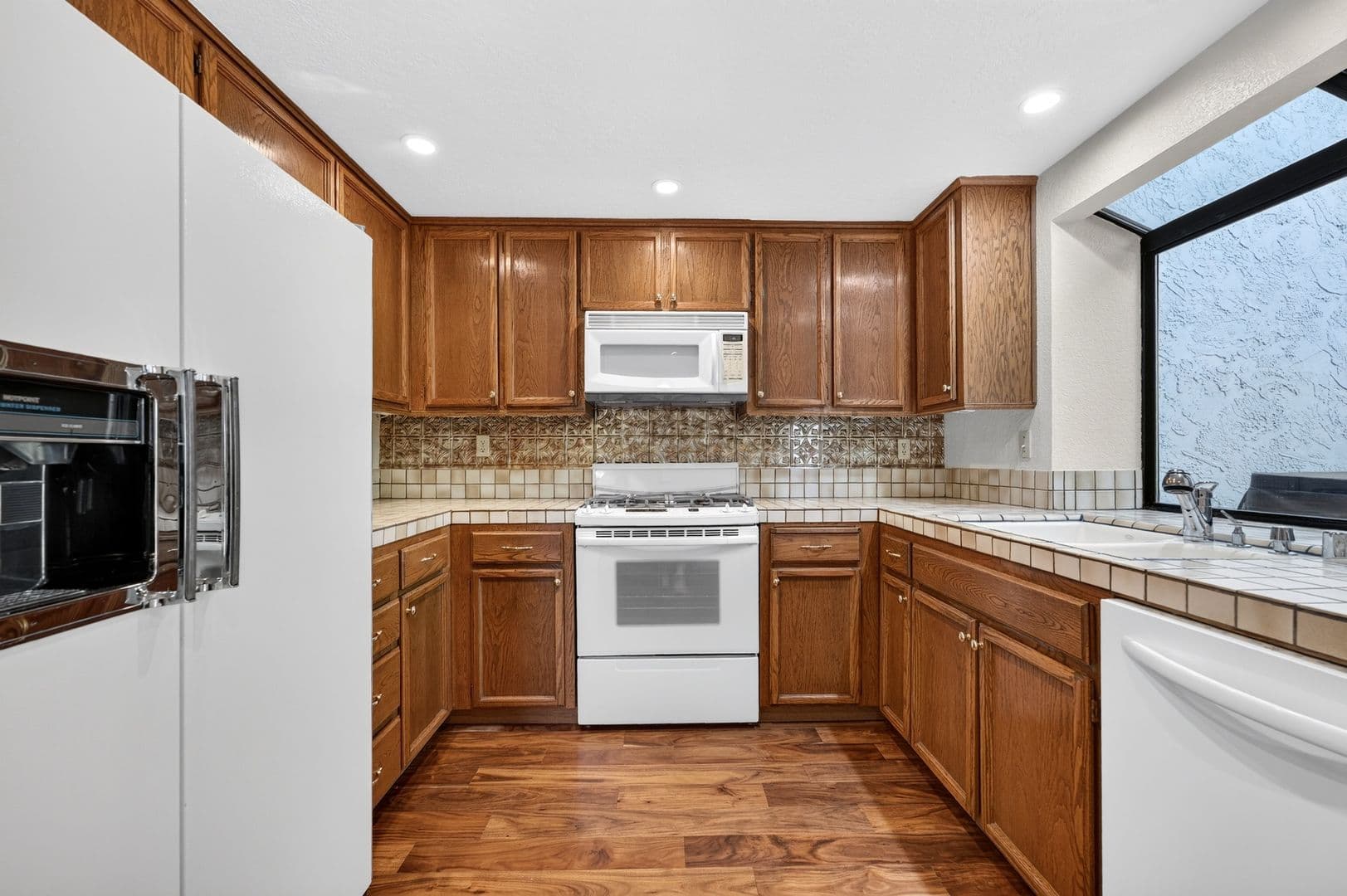 Martinez Townhome: 2119 Quiet Lake Place