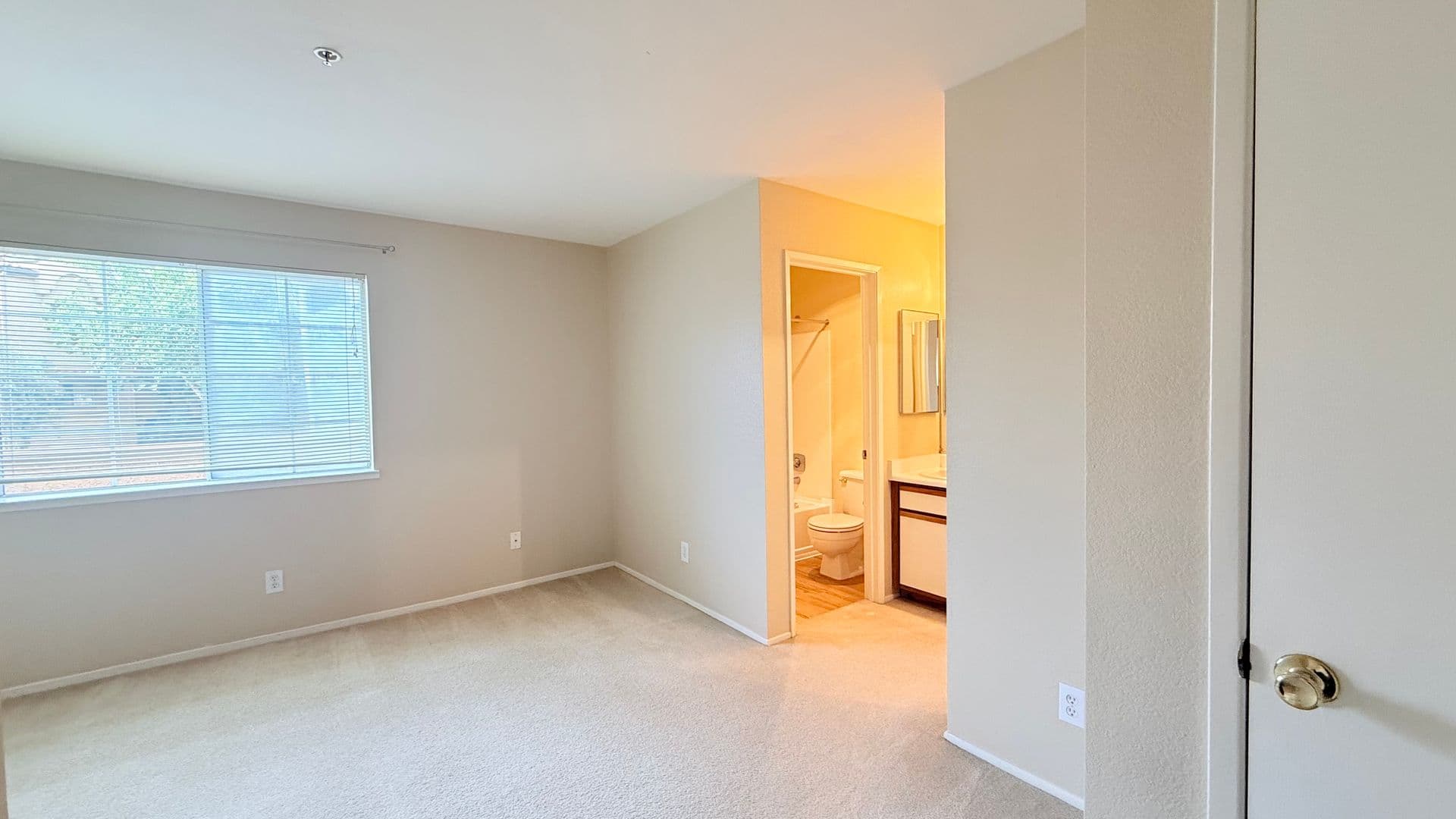 San Ramon Condo: 715 Watson Canyon Court, #206