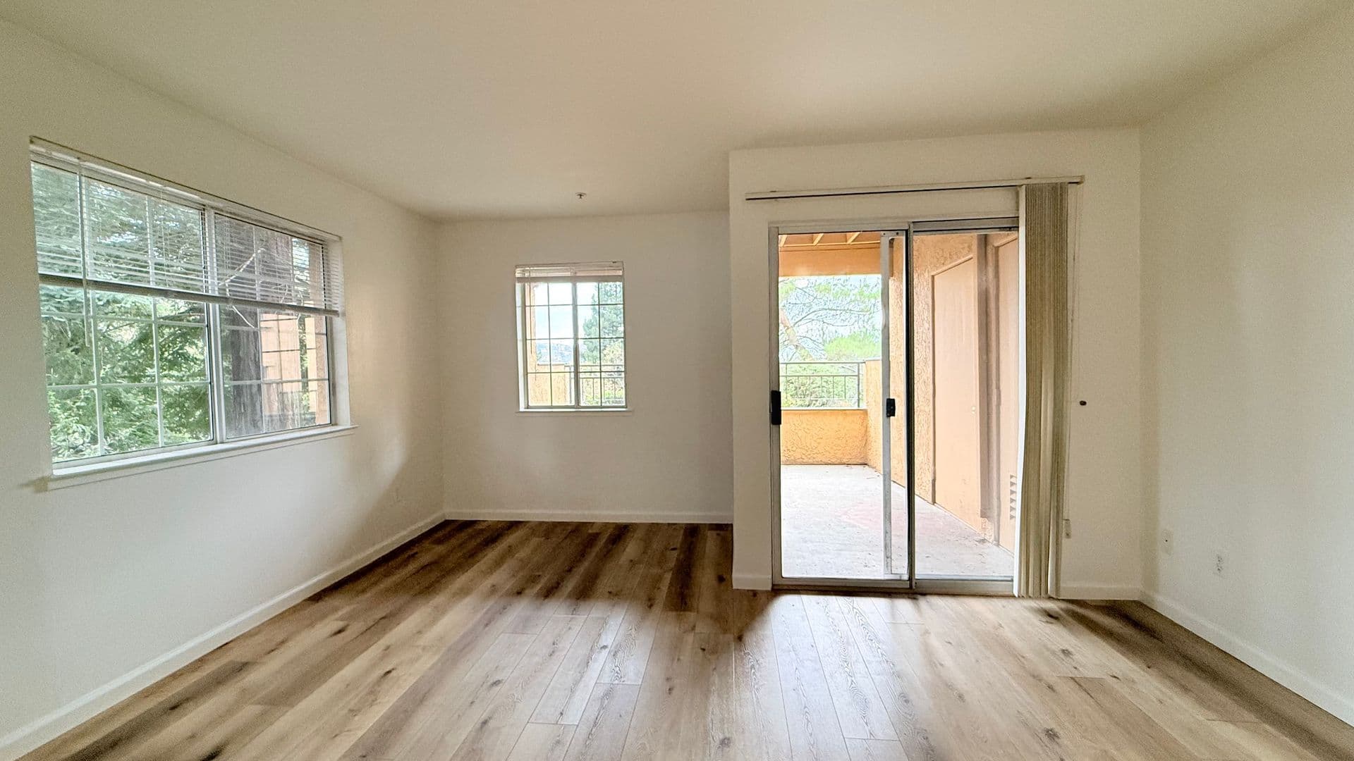 San Ramon Condo: 705 Watson Canyon Court #100