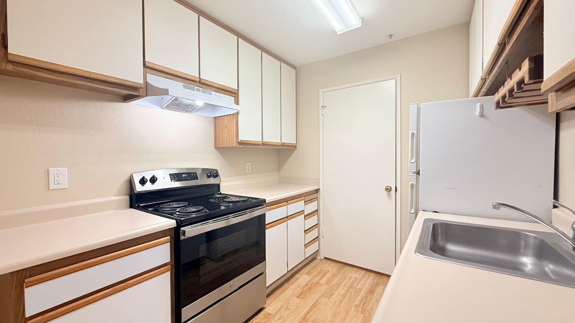 San Ramon Condo: 715 Watson Canyon Court, #206