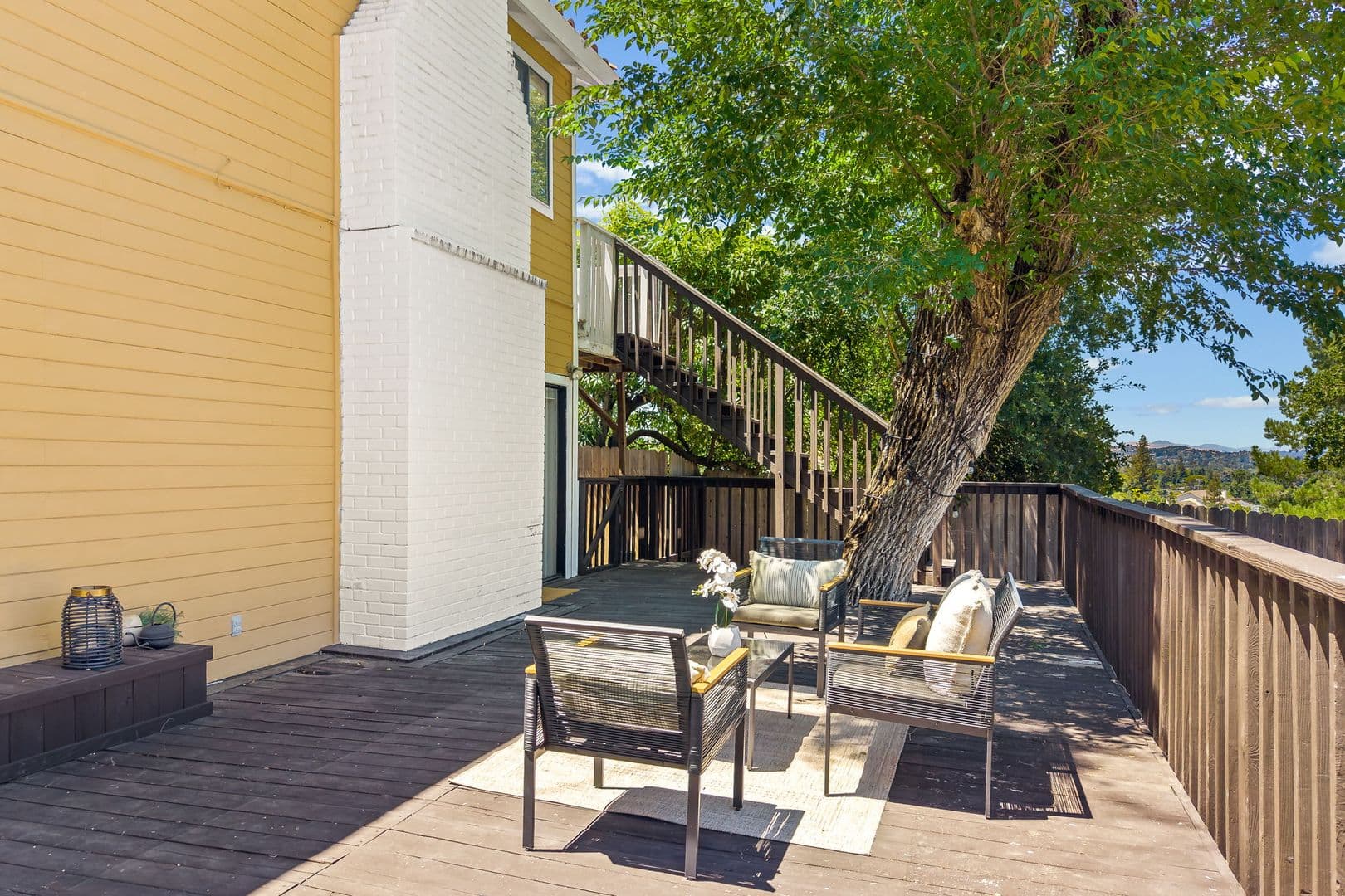 Walnut Creek House: 2542 Mockingbird Hill Road