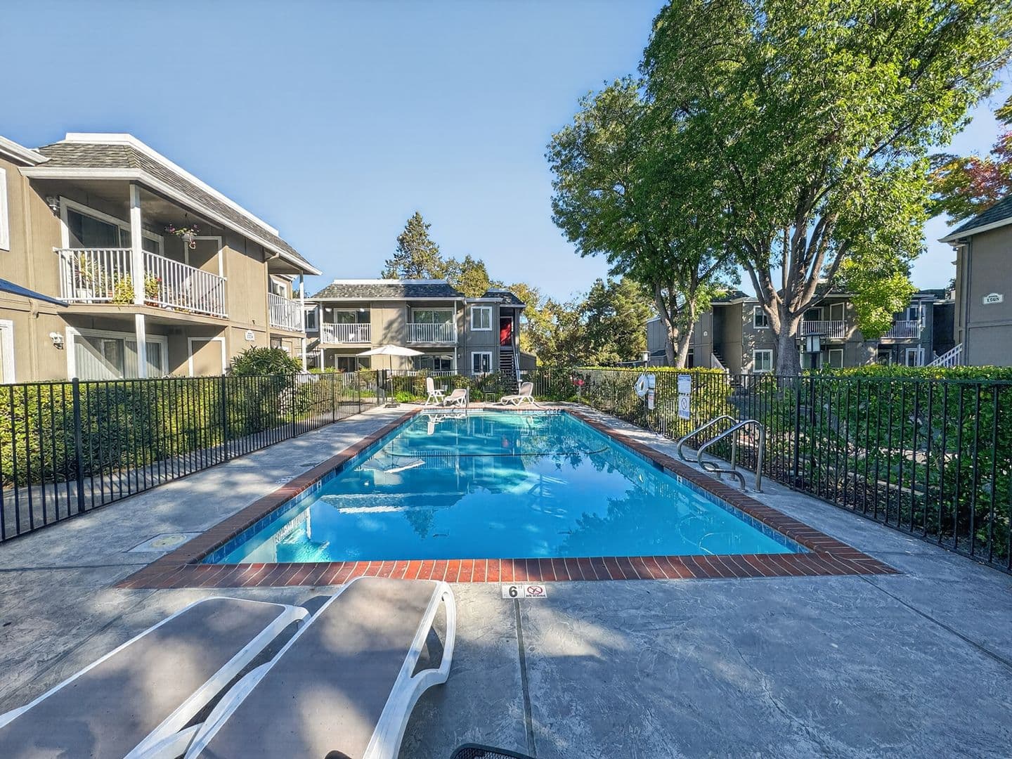 Walnut Creek Condo: 1578 Sunnyvale Avenue #43