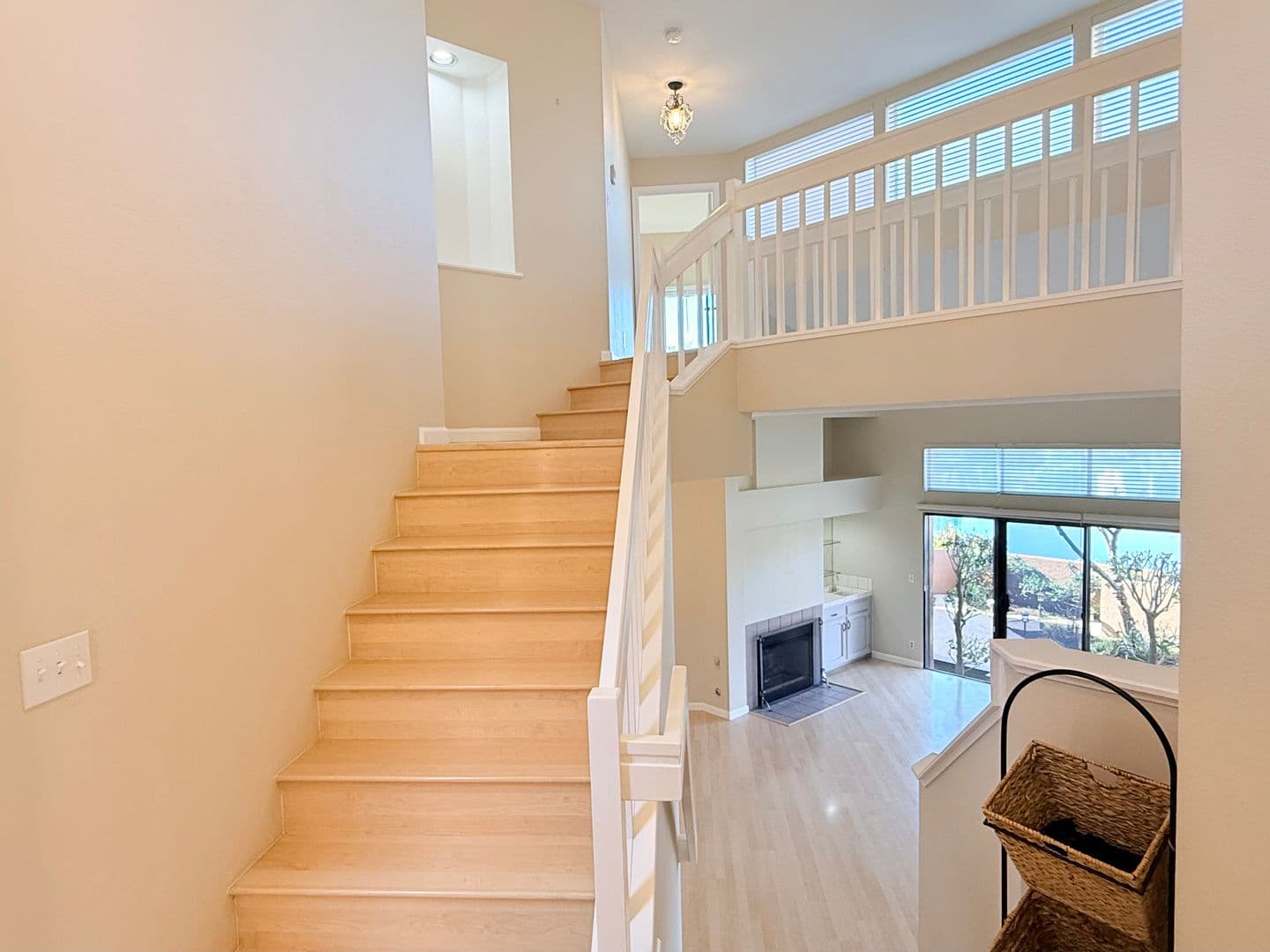 San Ramon Townhome: 4053 W. Lakeshore Drive