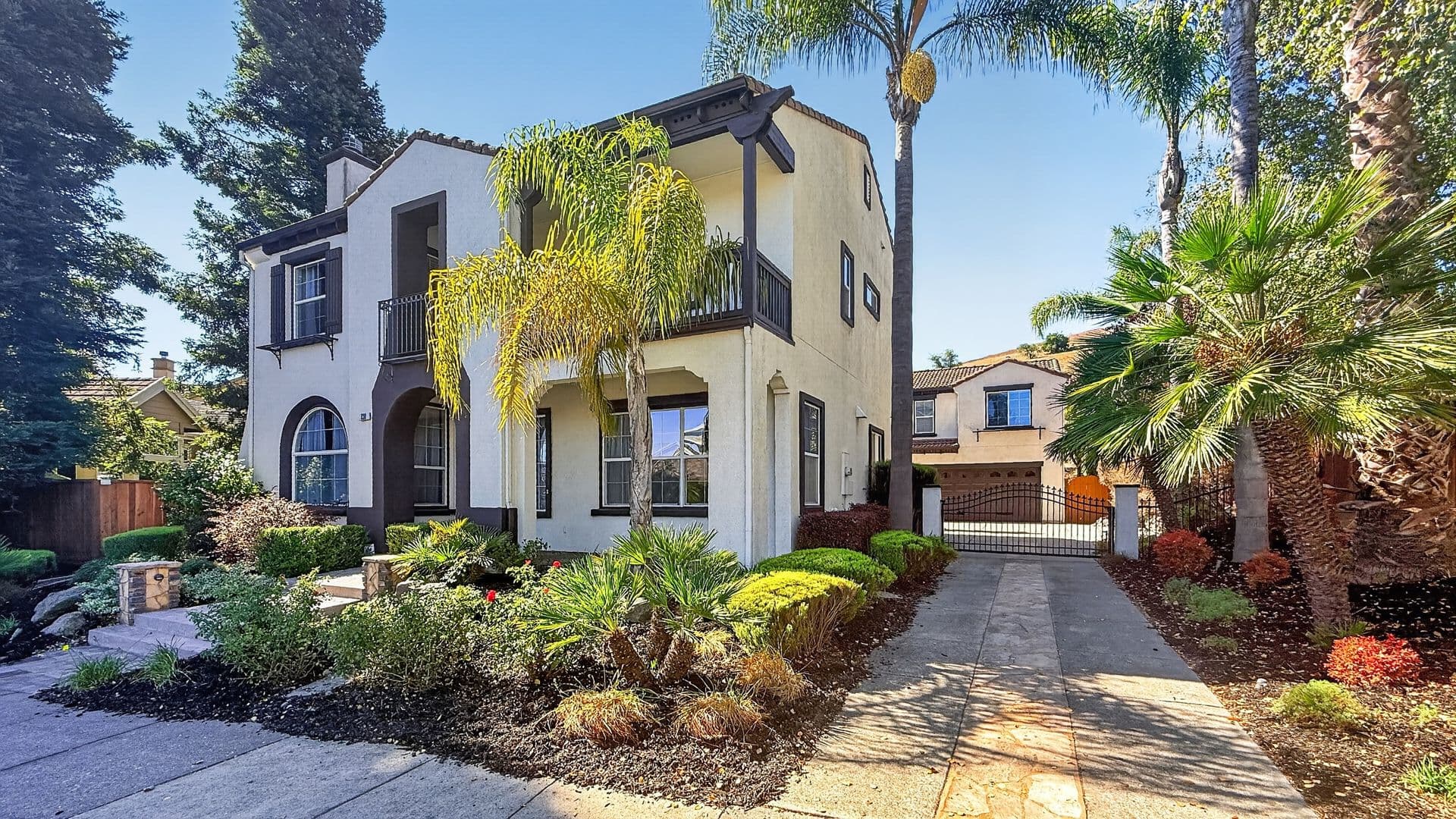 San Ramon House: 830 Pradera Way