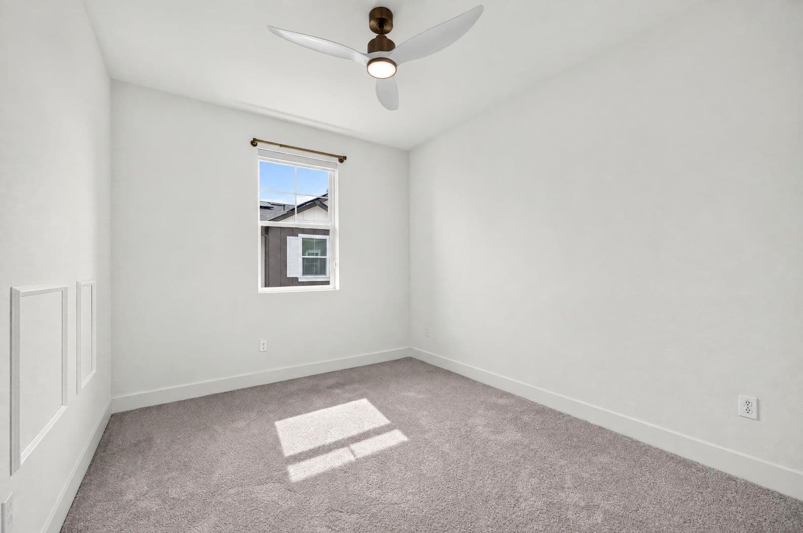 Concord Townhome: 1448 Julia Lane