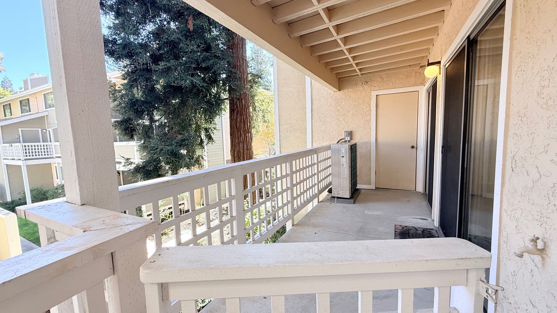 Walnut Creek House: 2597 Oak Road #B