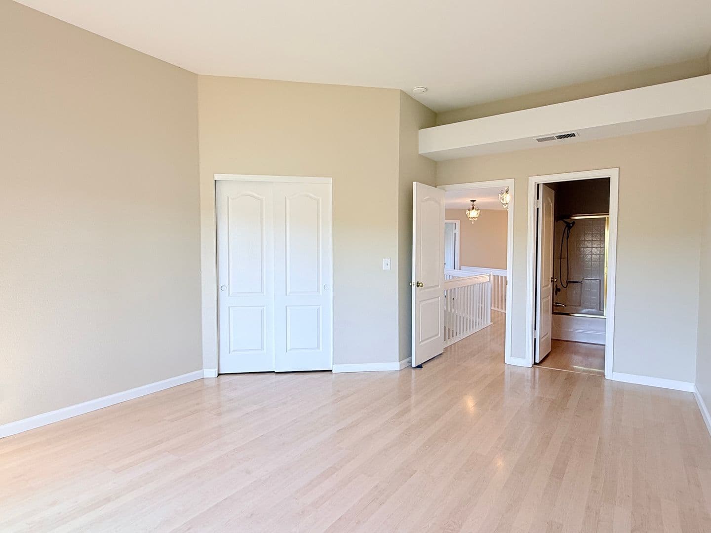 San Ramon Townhome: 4053 W. Lakeshore Drive