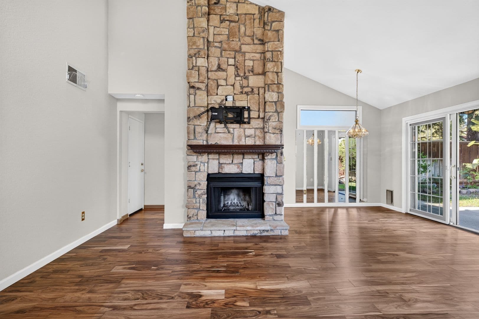 Martinez Townhome: 2119 Quiet Lake Place